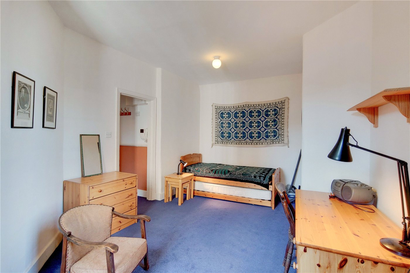 Studio Room